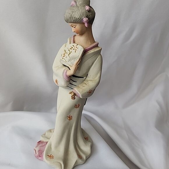 Vintage Ardco Bisque Porcelain Geisha With Fan - Picture 5 of 10